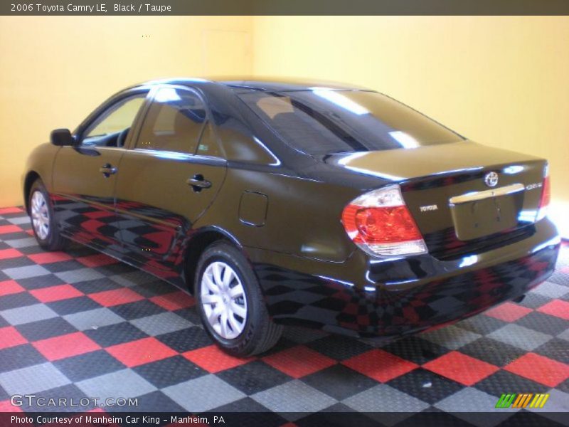 Black / Taupe 2006 Toyota Camry LE