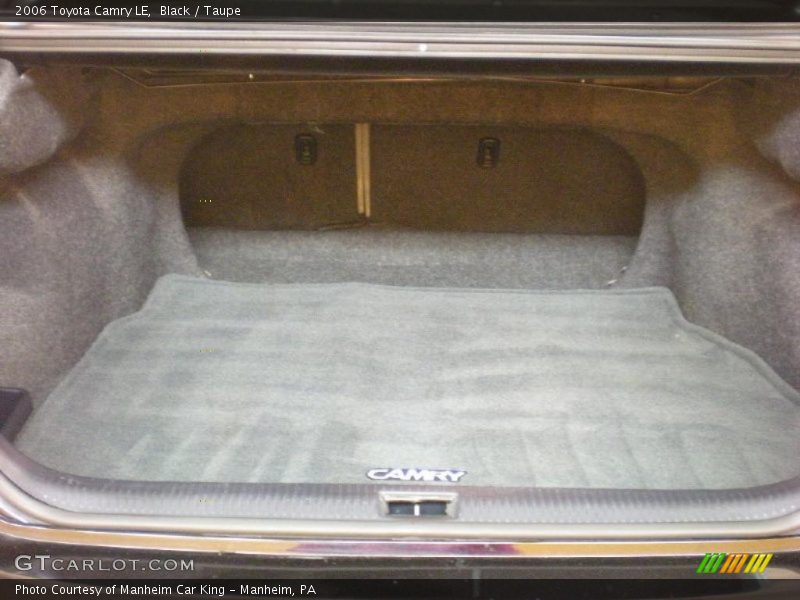 Black / Taupe 2006 Toyota Camry LE