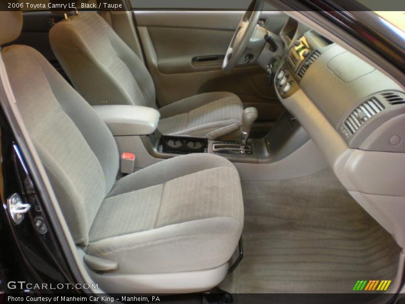 Black / Taupe 2006 Toyota Camry LE