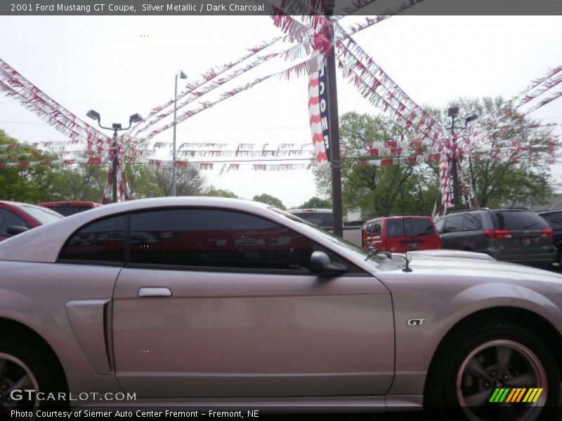 Silver Metallic / Dark Charcoal 2001 Ford Mustang GT Coupe