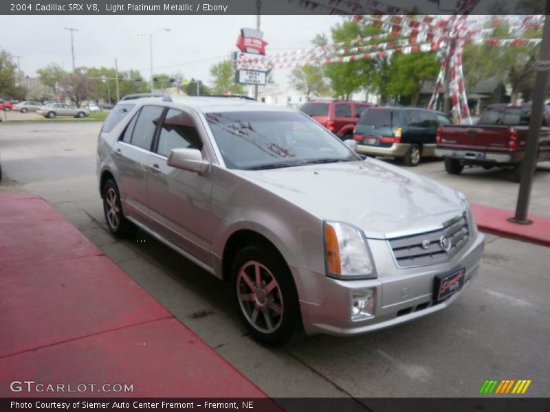 Light Platinum Metallic / Ebony 2004 Cadillac SRX V8
