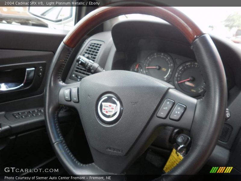 Light Platinum Metallic / Ebony 2004 Cadillac SRX V8
