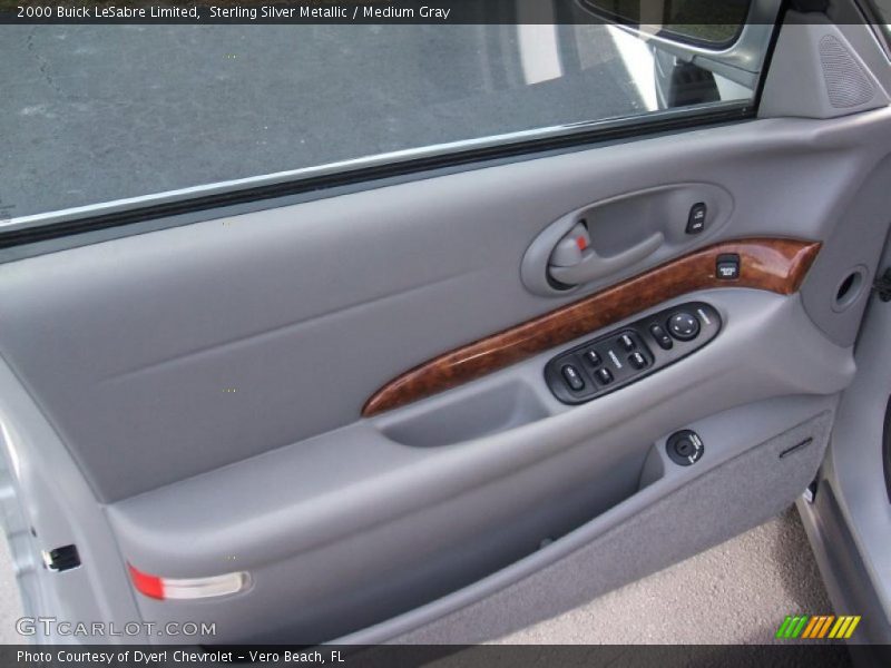 Sterling Silver Metallic / Medium Gray 2000 Buick LeSabre Limited