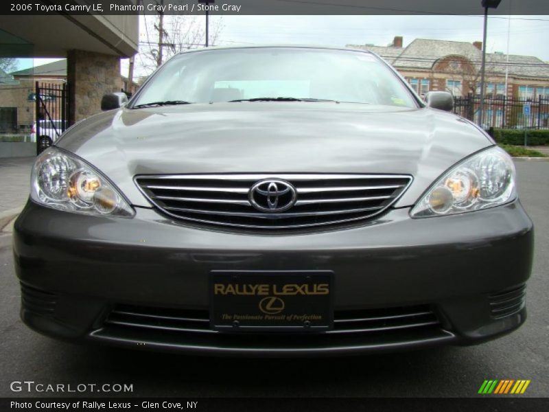 Phantom Gray Pearl / Stone Gray 2006 Toyota Camry LE