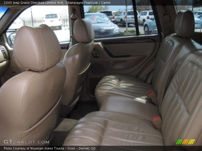 Champagne Pearlcoat / Camel 2000 Jeep Grand Cherokee Limited 4x4