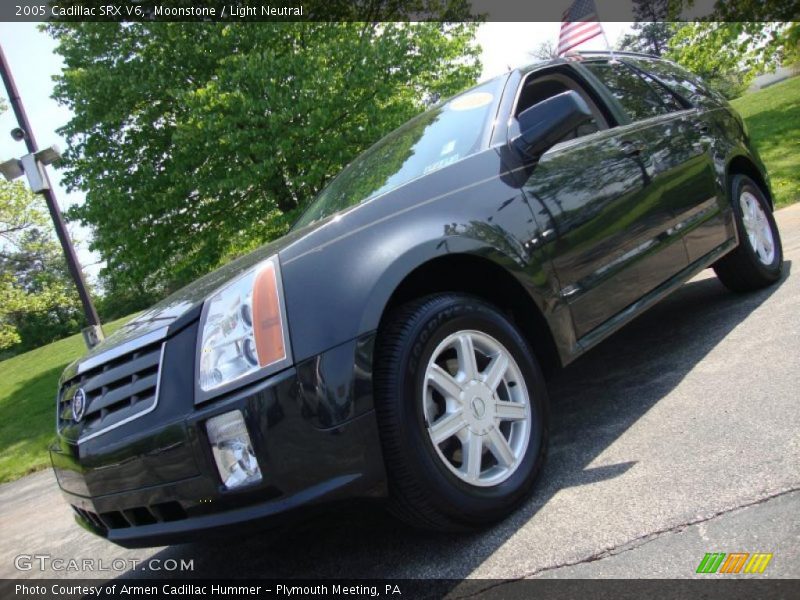 Moonstone / Light Neutral 2005 Cadillac SRX V6