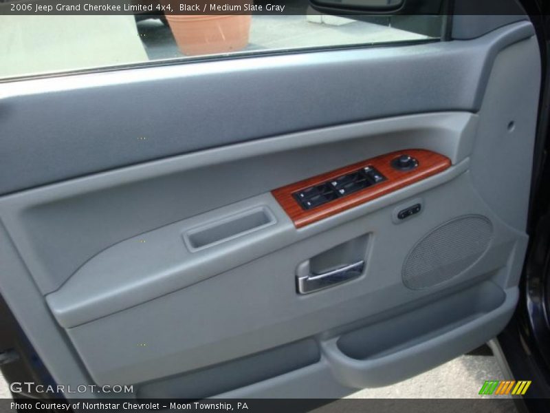 Black / Medium Slate Gray 2006 Jeep Grand Cherokee Limited 4x4