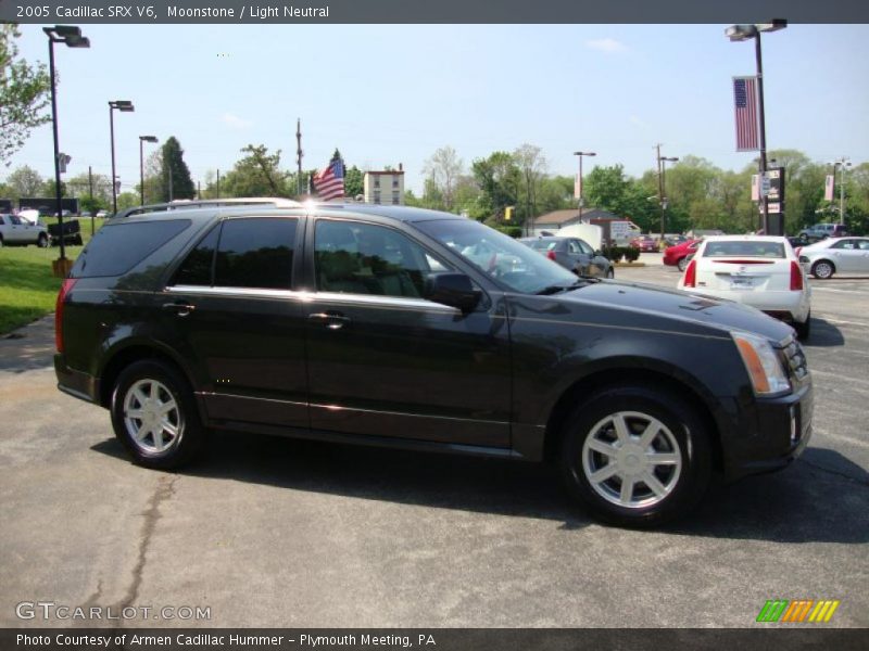 Moonstone / Light Neutral 2005 Cadillac SRX V6