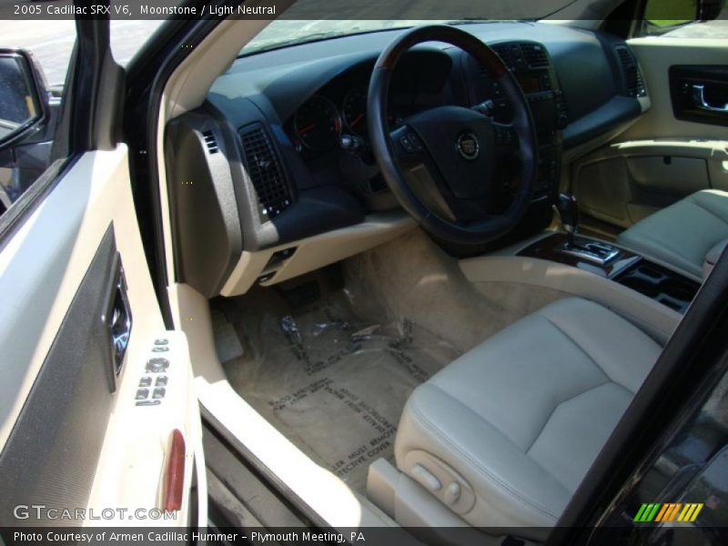 Moonstone / Light Neutral 2005 Cadillac SRX V6