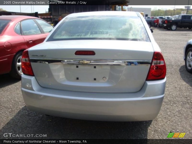 Galaxy Silver Metallic / Gray 2005 Chevrolet Malibu Sedan