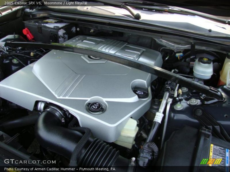 Moonstone / Light Neutral 2005 Cadillac SRX V6