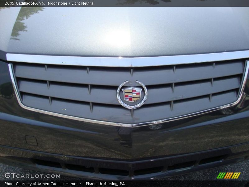 Moonstone / Light Neutral 2005 Cadillac SRX V6