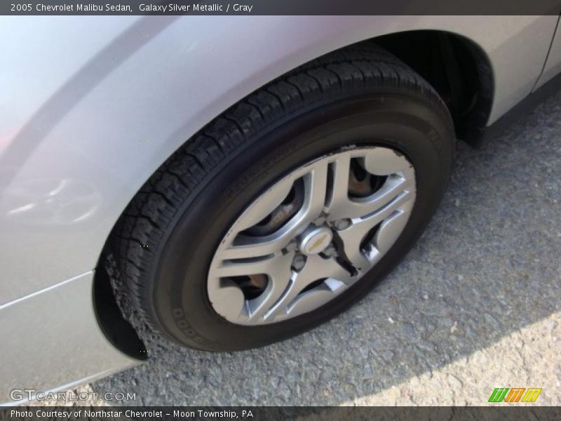 Galaxy Silver Metallic / Gray 2005 Chevrolet Malibu Sedan