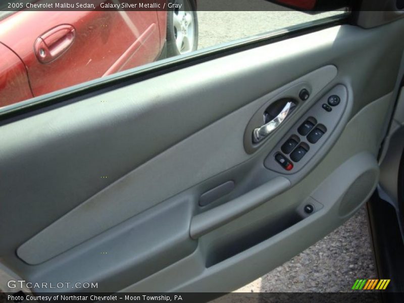 Galaxy Silver Metallic / Gray 2005 Chevrolet Malibu Sedan