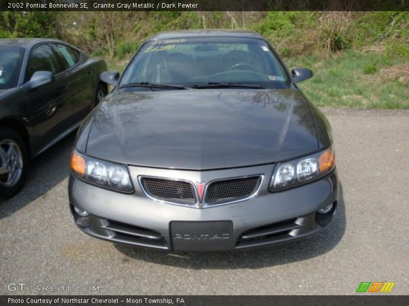 Granite Gray Metallic / Dark Pewter 2002 Pontiac Bonneville SE