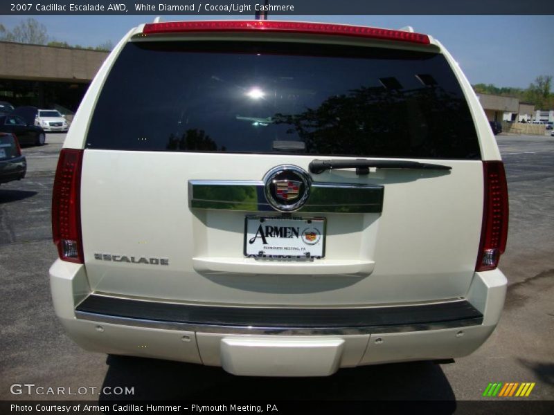 White Diamond / Cocoa/Light Cashmere 2007 Cadillac Escalade AWD