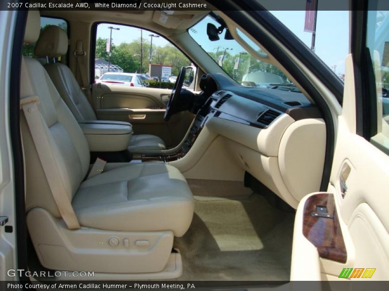 White Diamond / Cocoa/Light Cashmere 2007 Cadillac Escalade AWD