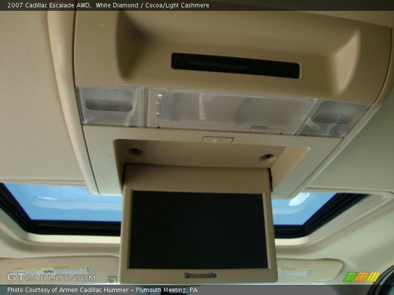 White Diamond / Cocoa/Light Cashmere 2007 Cadillac Escalade AWD