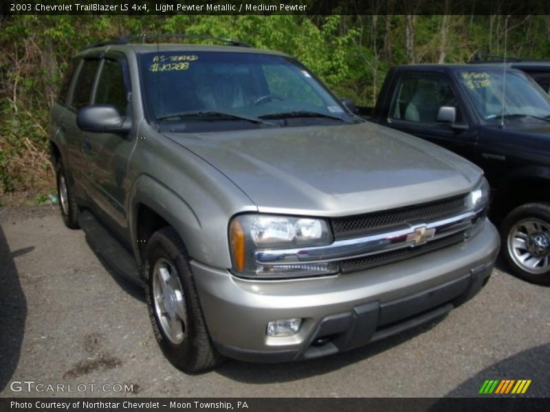 Light Pewter Metallic / Medium Pewter 2003 Chevrolet TrailBlazer LS 4x4
