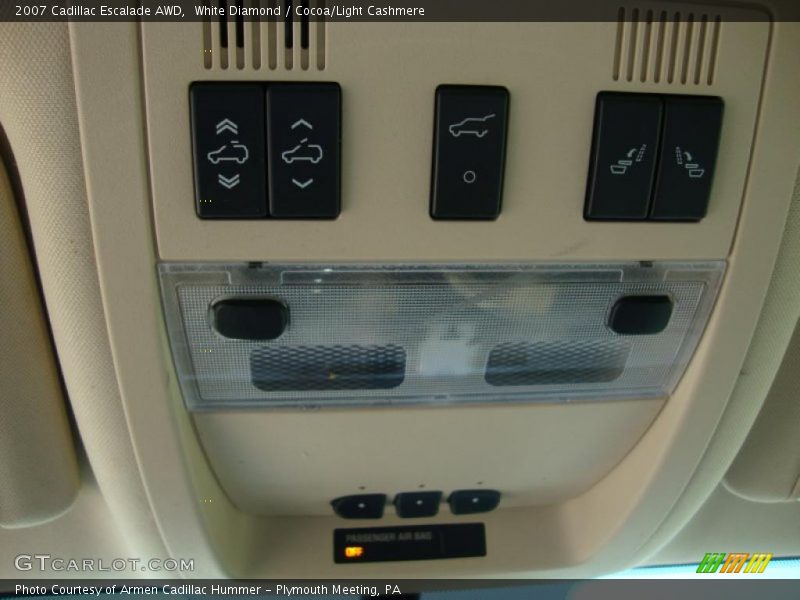 White Diamond / Cocoa/Light Cashmere 2007 Cadillac Escalade AWD