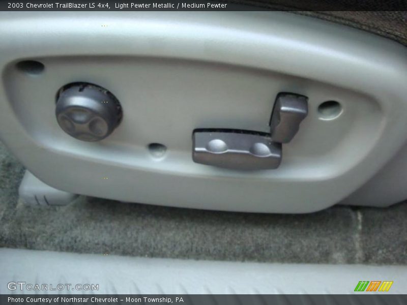 Light Pewter Metallic / Medium Pewter 2003 Chevrolet TrailBlazer LS 4x4