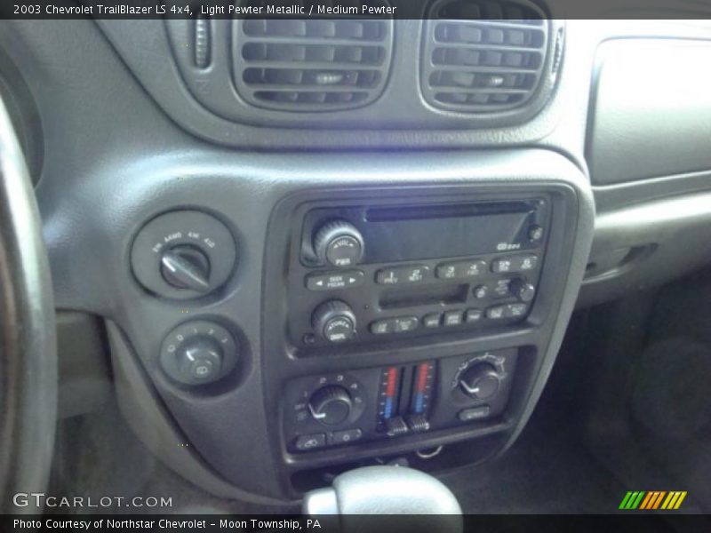 Light Pewter Metallic / Medium Pewter 2003 Chevrolet TrailBlazer LS 4x4