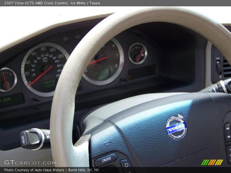 Ice White / Taupe 2007 Volvo XC70 AWD Cross Country