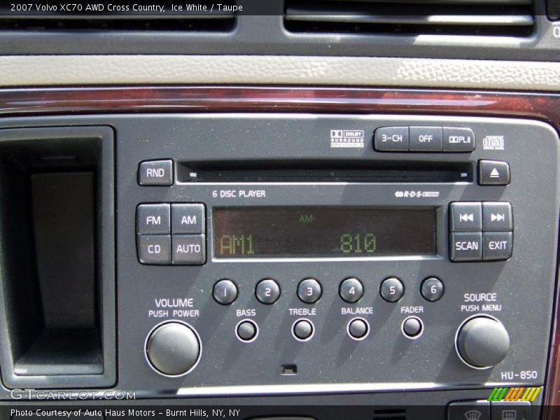 Ice White / Taupe 2007 Volvo XC70 AWD Cross Country