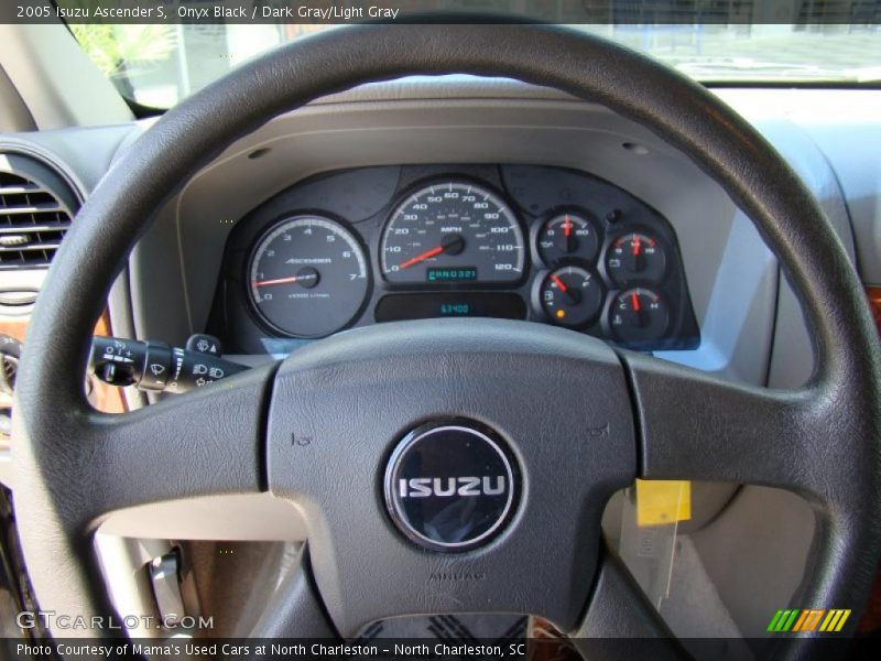 Onyx Black / Dark Gray/Light Gray 2005 Isuzu Ascender S
