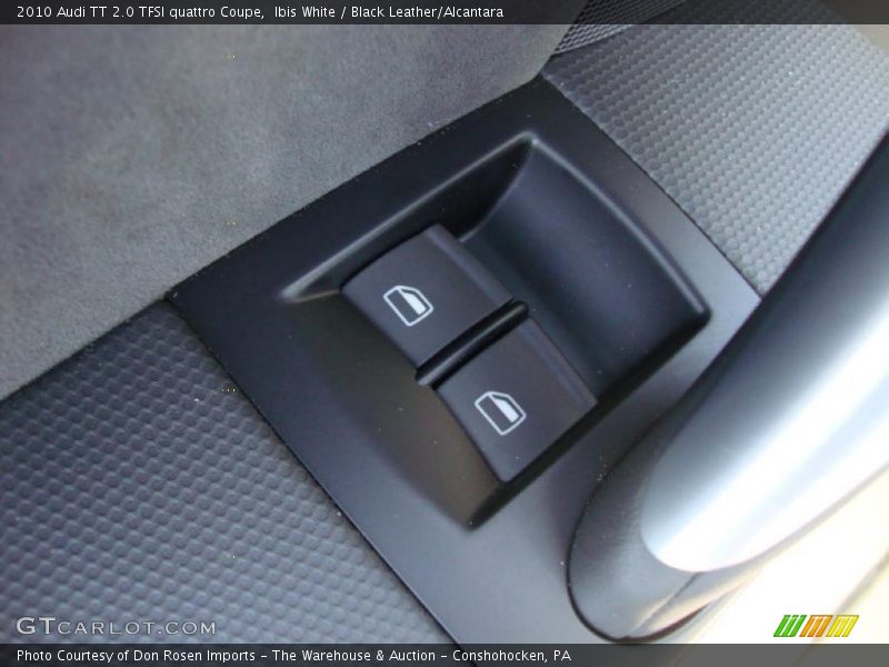 Ibis White / Black Leather/Alcantara 2010 Audi TT 2.0 TFSI quattro Coupe