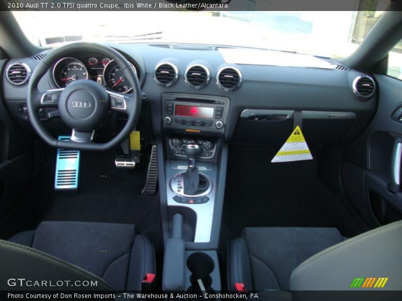 Ibis White / Black Leather/Alcantara 2010 Audi TT 2.0 TFSI quattro Coupe