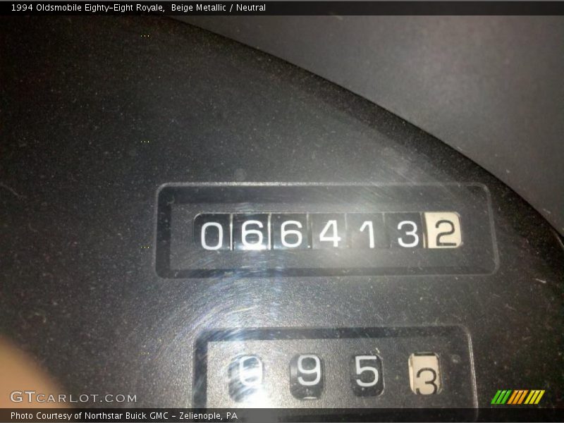 Beige Metallic / Neutral 1994 Oldsmobile Eighty-Eight Royale