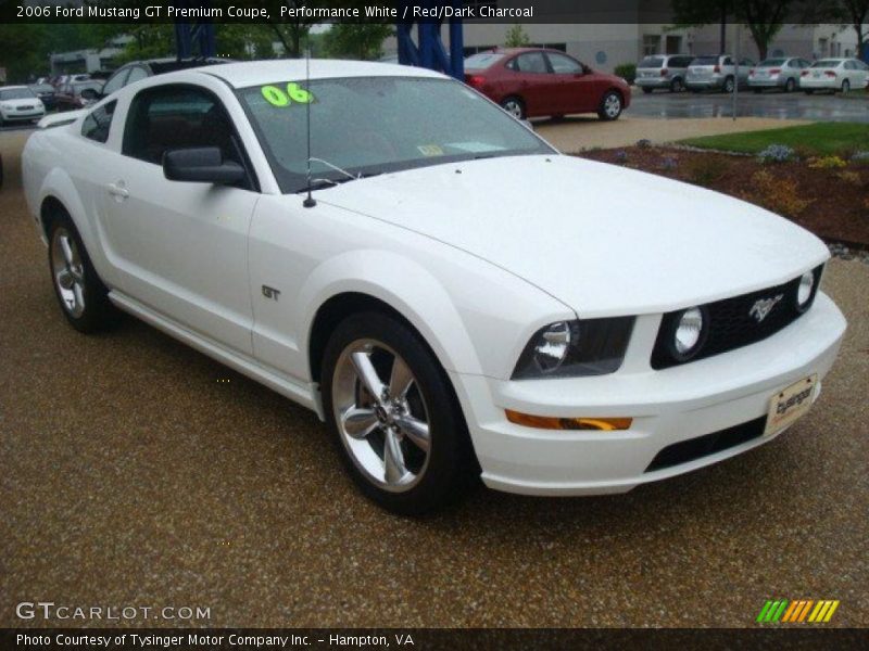 Performance White / Red/Dark Charcoal 2006 Ford Mustang GT Premium Coupe