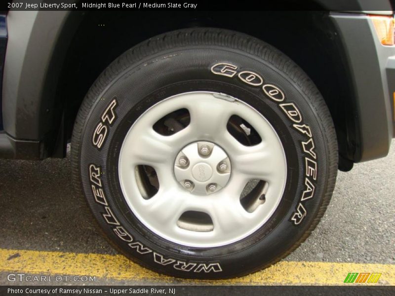 Midnight Blue Pearl / Medium Slate Gray 2007 Jeep Liberty Sport