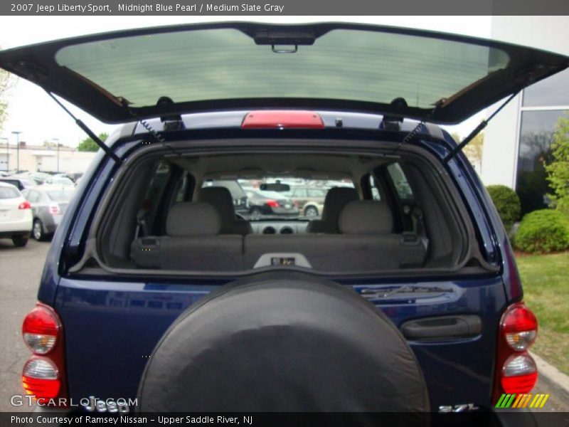 Midnight Blue Pearl / Medium Slate Gray 2007 Jeep Liberty Sport