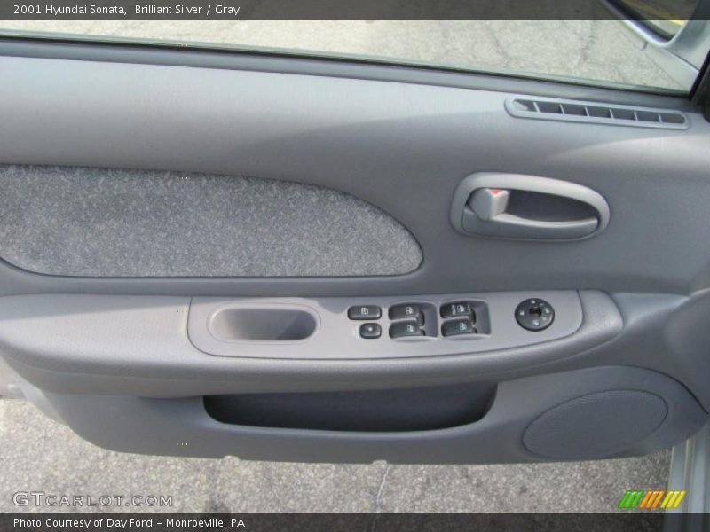 Brilliant Silver / Gray 2001 Hyundai Sonata