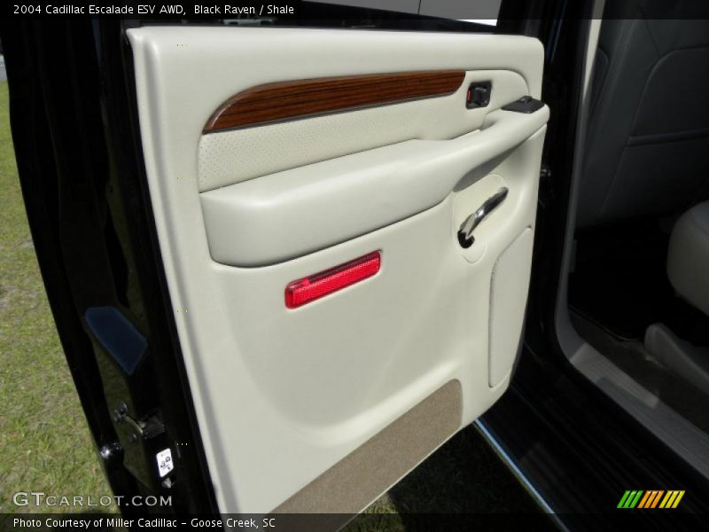 Black Raven / Shale 2004 Cadillac Escalade ESV AWD