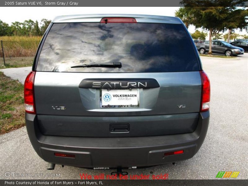 Storm Gray / Gray 2005 Saturn VUE V6