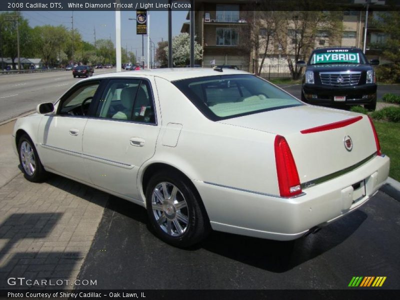 White Diamond Tricoat / Light Linen/Cocoa 2008 Cadillac DTS