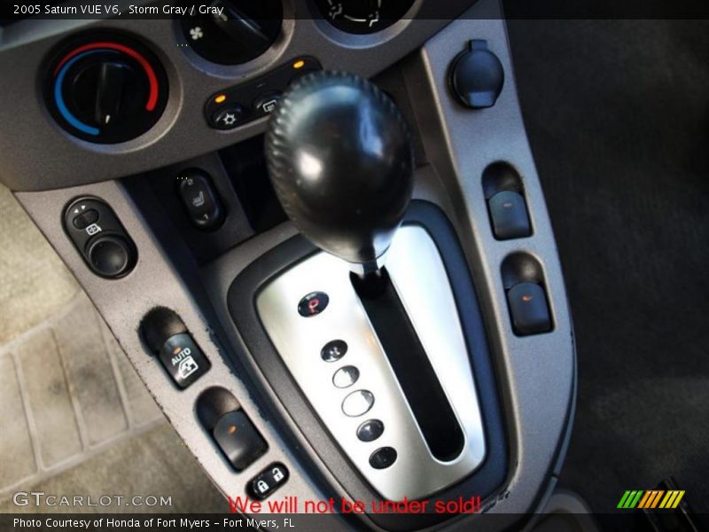 Storm Gray / Gray 2005 Saturn VUE V6