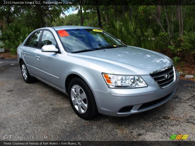 Radiant Silver / Gray 2010 Hyundai Sonata GLS