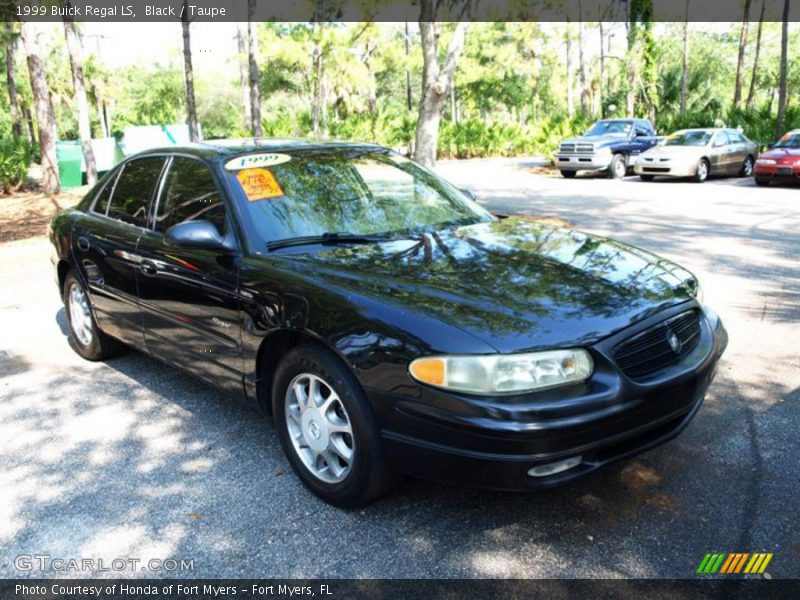 Black / Taupe 1999 Buick Regal LS
