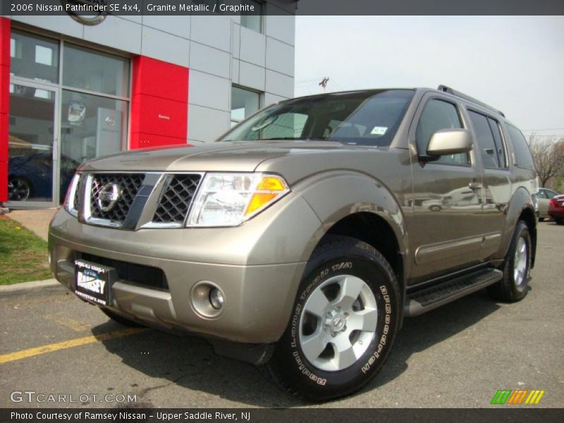 Granite Metallic / Graphite 2006 Nissan Pathfinder SE 4x4