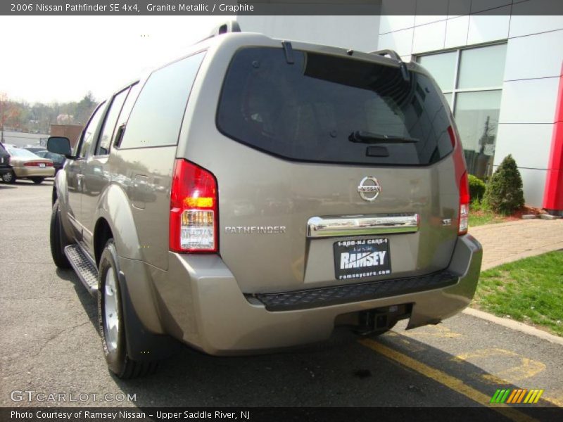 Granite Metallic / Graphite 2006 Nissan Pathfinder SE 4x4