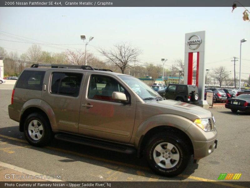Granite Metallic / Graphite 2006 Nissan Pathfinder SE 4x4