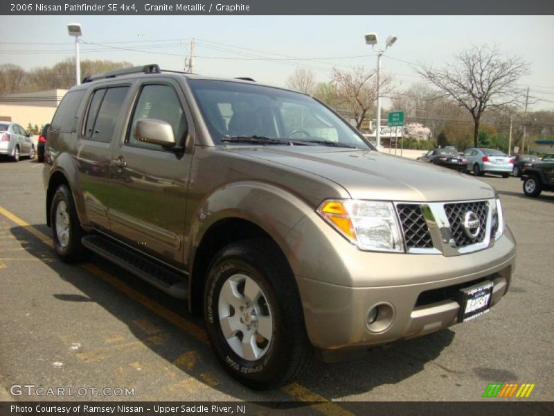 Granite Metallic / Graphite 2006 Nissan Pathfinder SE 4x4