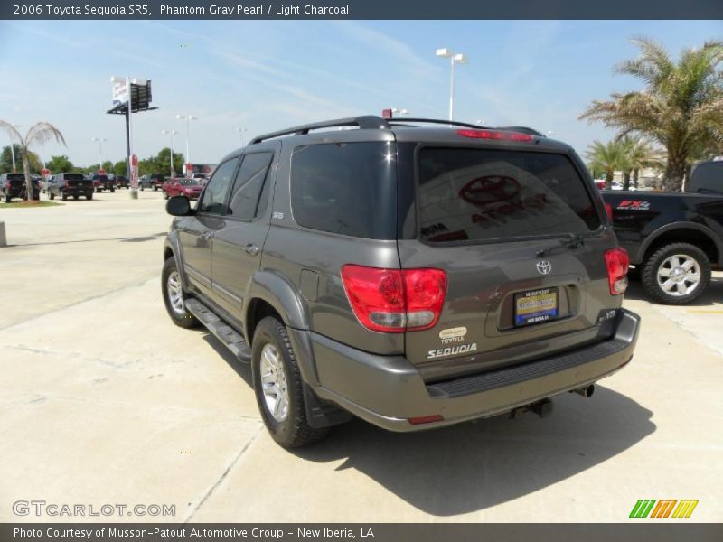Phantom Gray Pearl / Light Charcoal 2006 Toyota Sequoia SR5