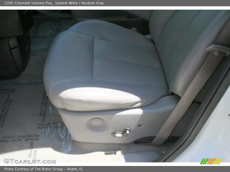 Summit White / Medium Gray 2005 Chevrolet Venture Plus