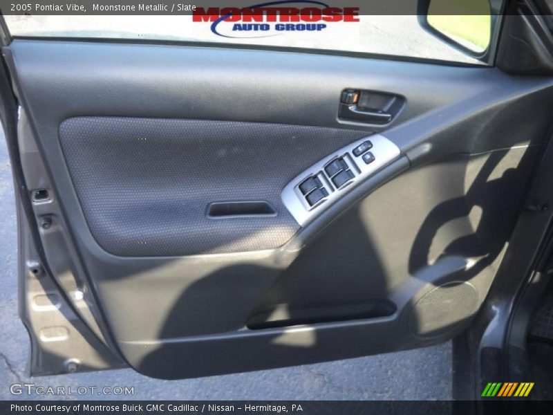 Moonstone Metallic / Slate 2005 Pontiac Vibe