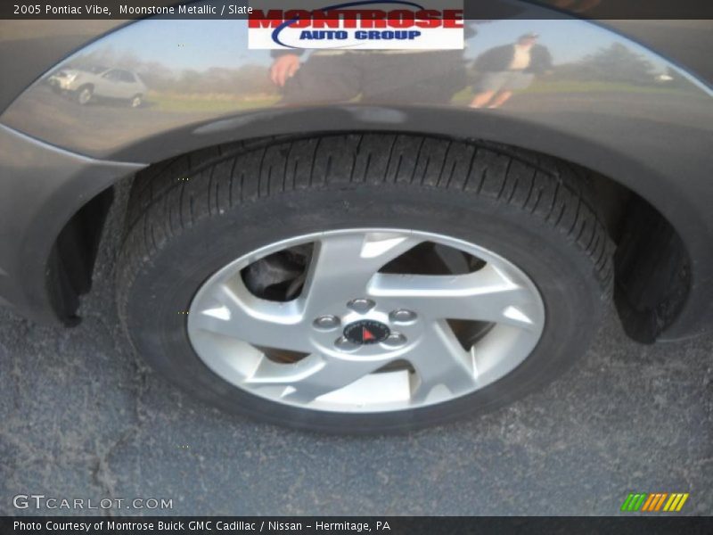Moonstone Metallic / Slate 2005 Pontiac Vibe